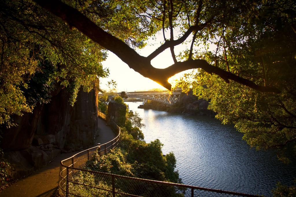 Auldington Hotel Лонсестон Экстерьер фото